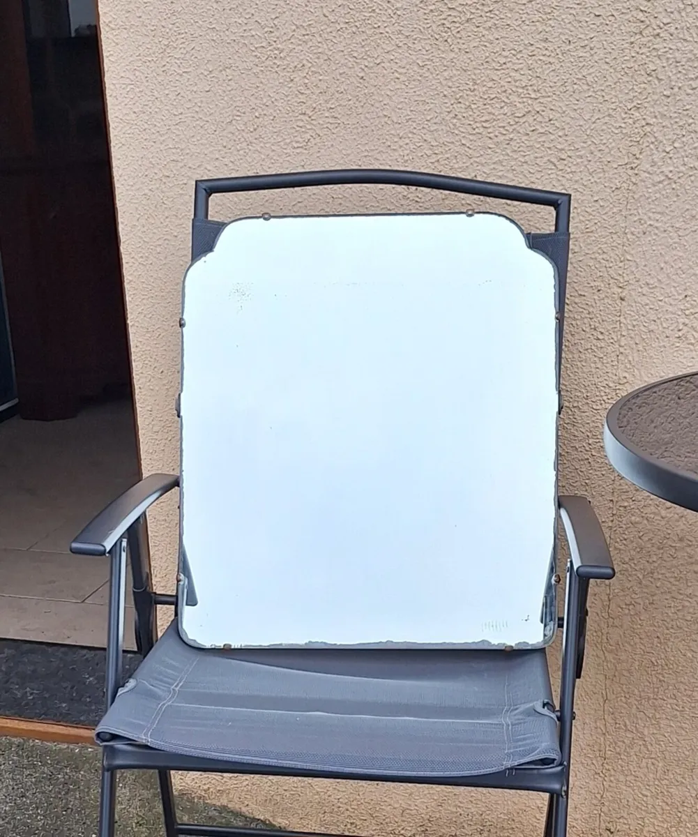 Heavy antique mirror - Image 1