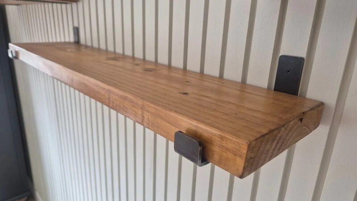 Solid wood shelves, incl. heavy duty metal brackets - Image 4