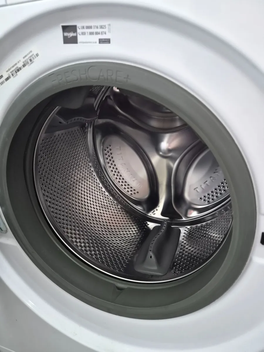 Whirlpool washer dryer - Image 4
