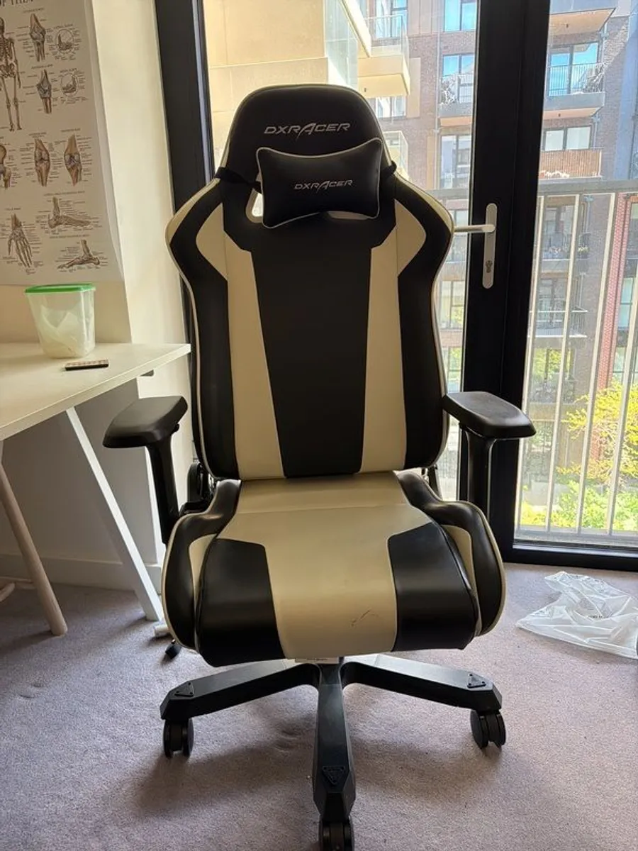 KING XL Black & White PVC Leather, Gaming + office chair - Image 1