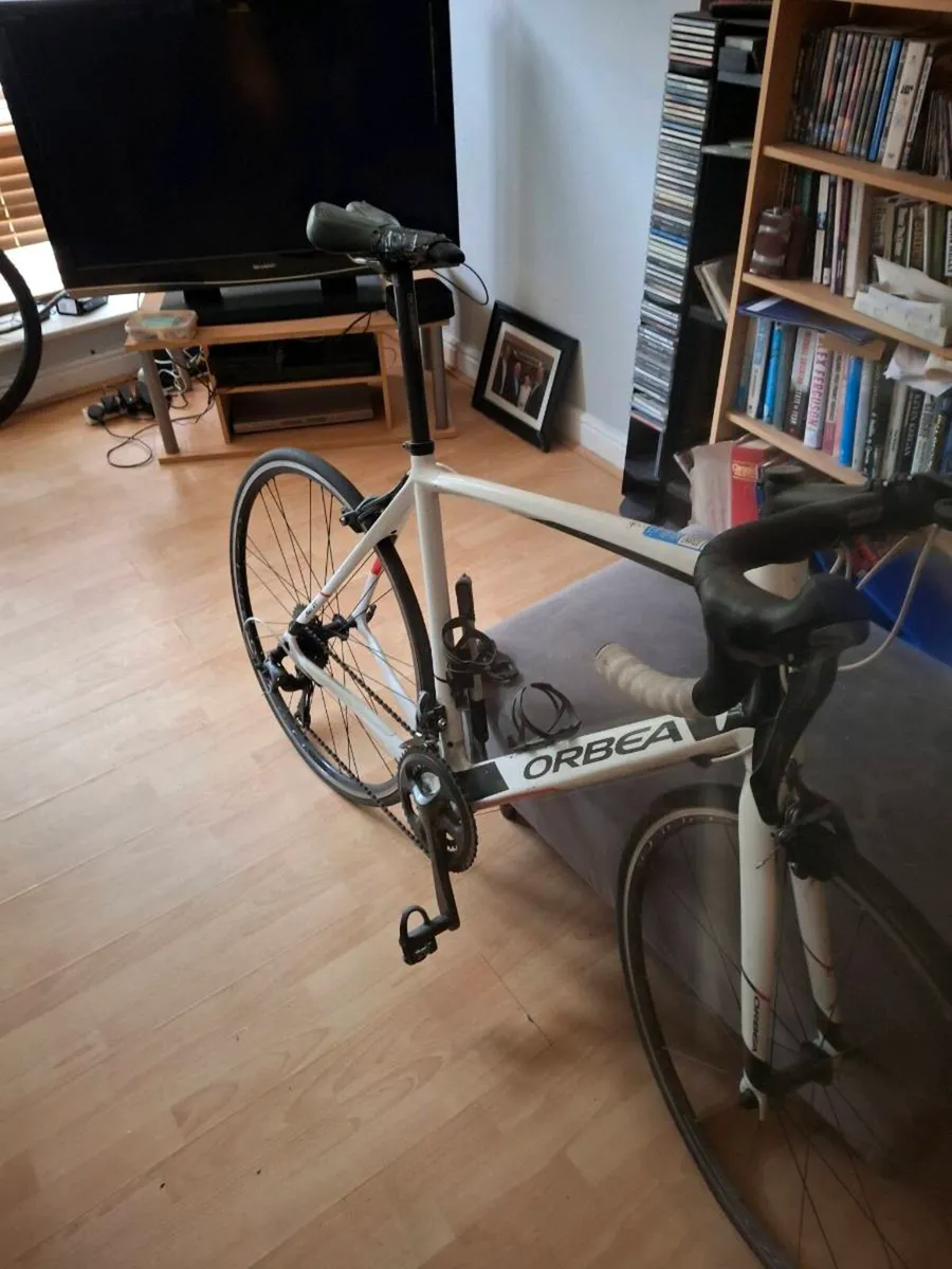 Road bike - Image 4