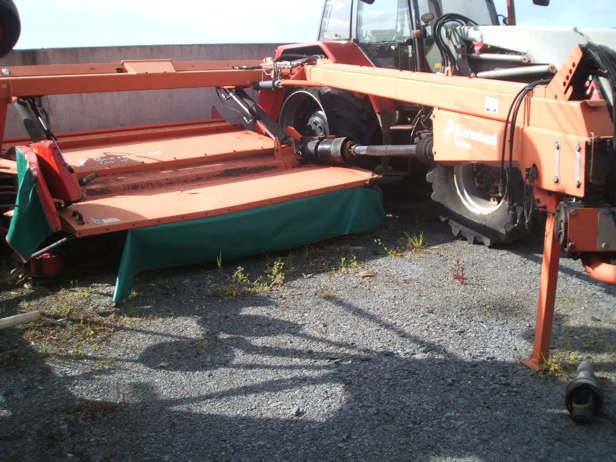 2012 Kverneland Taarup 4232 LT mower conditioner - Image 2