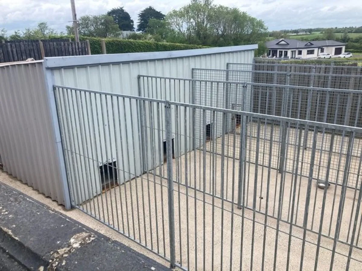 Dog kennel - Image 1