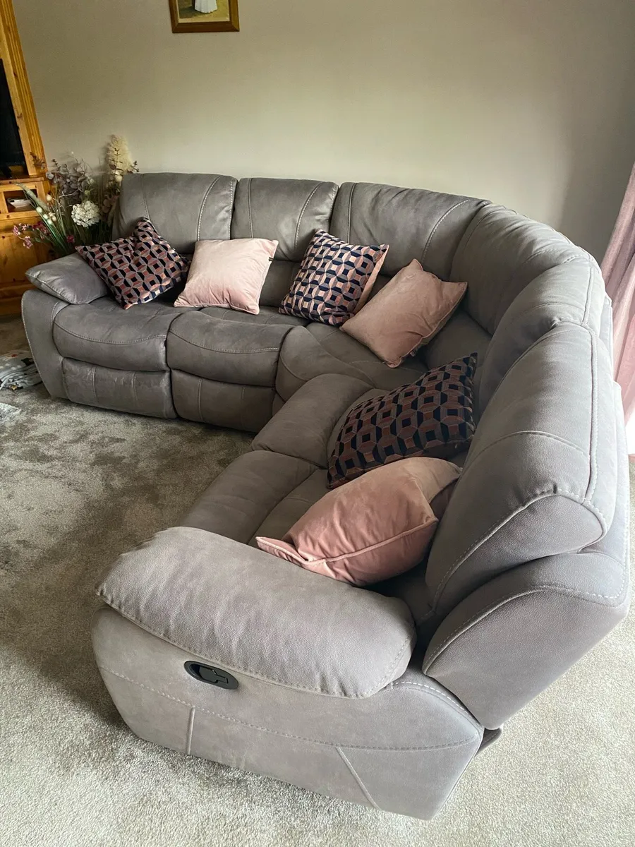 Sofa - Image 2