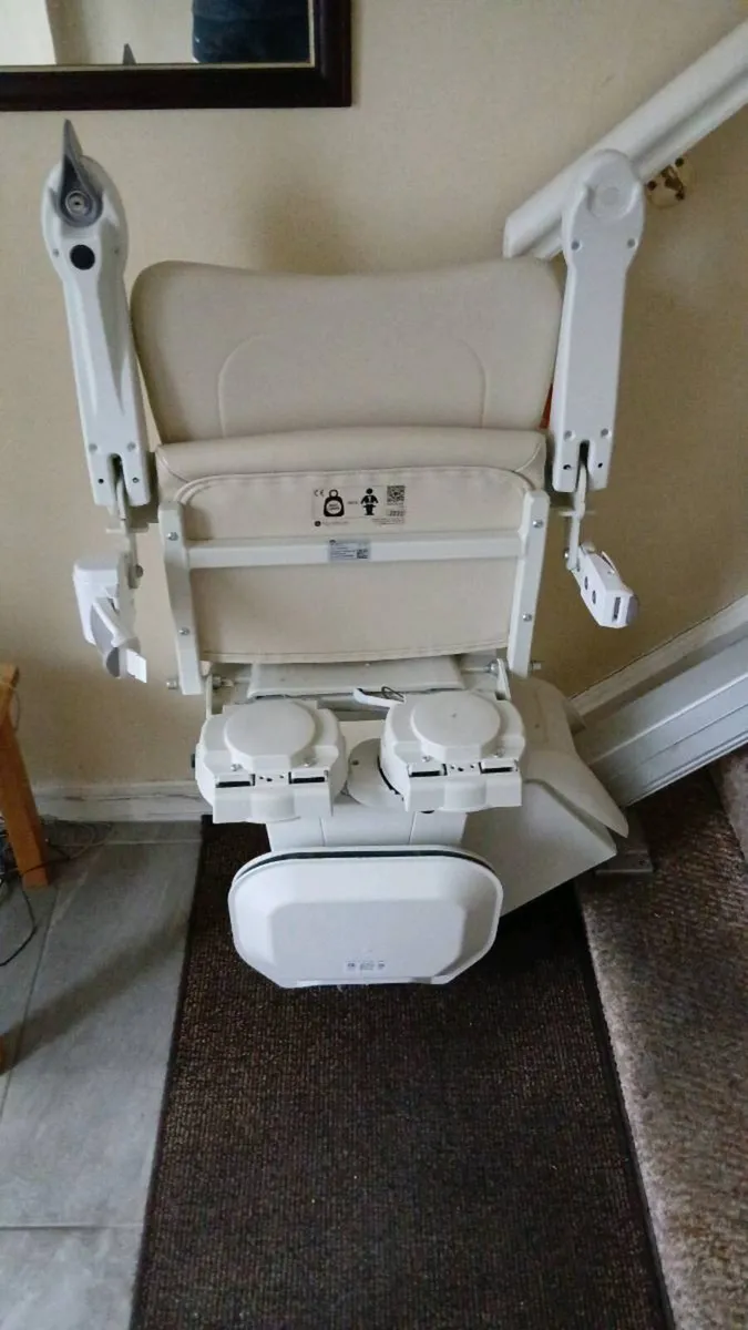Stair lift - Image 2