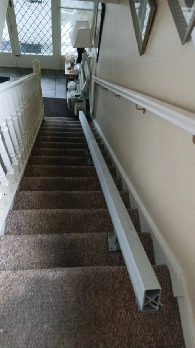 Stair lift - Image 3