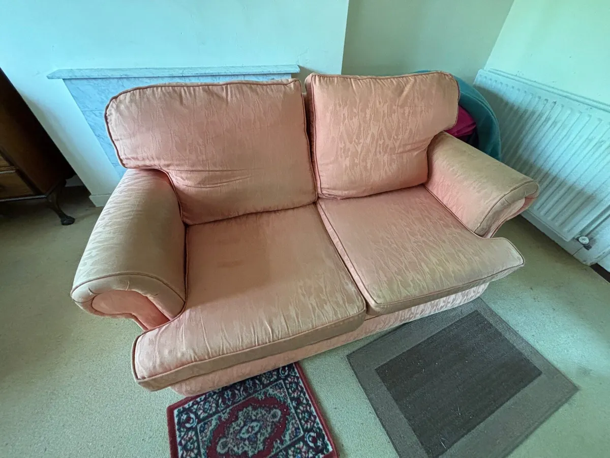 Convertible couch / Bed - Image 2