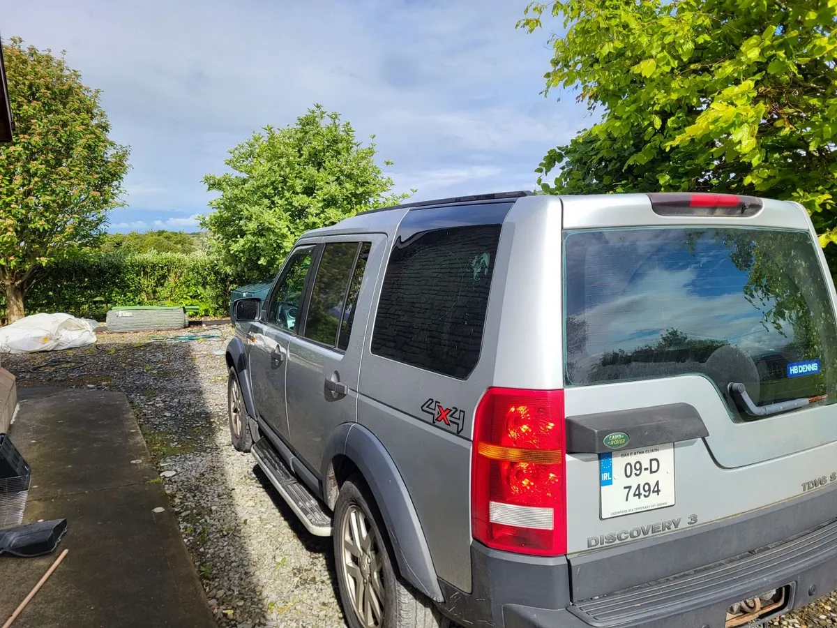 Land Rover Discovery 2009 - Image 3