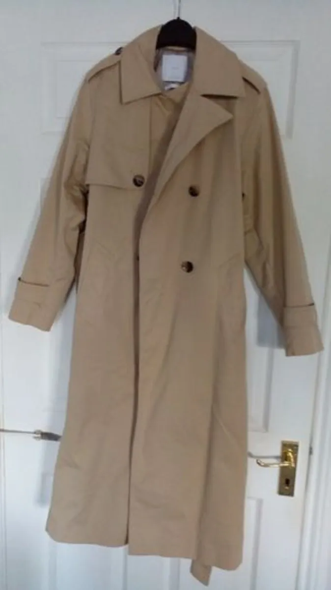 Trench coat - Image 2
