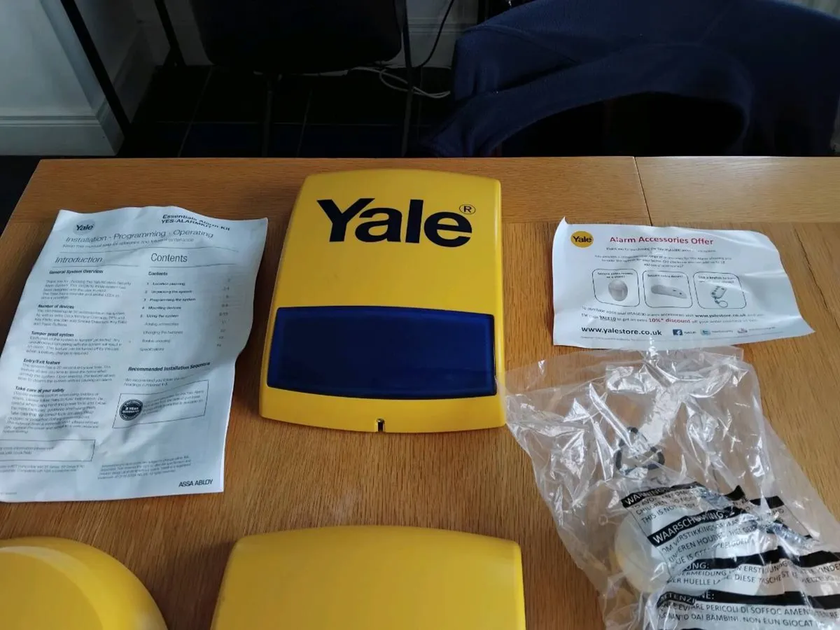 Yale Alarm Equipment - Image 3