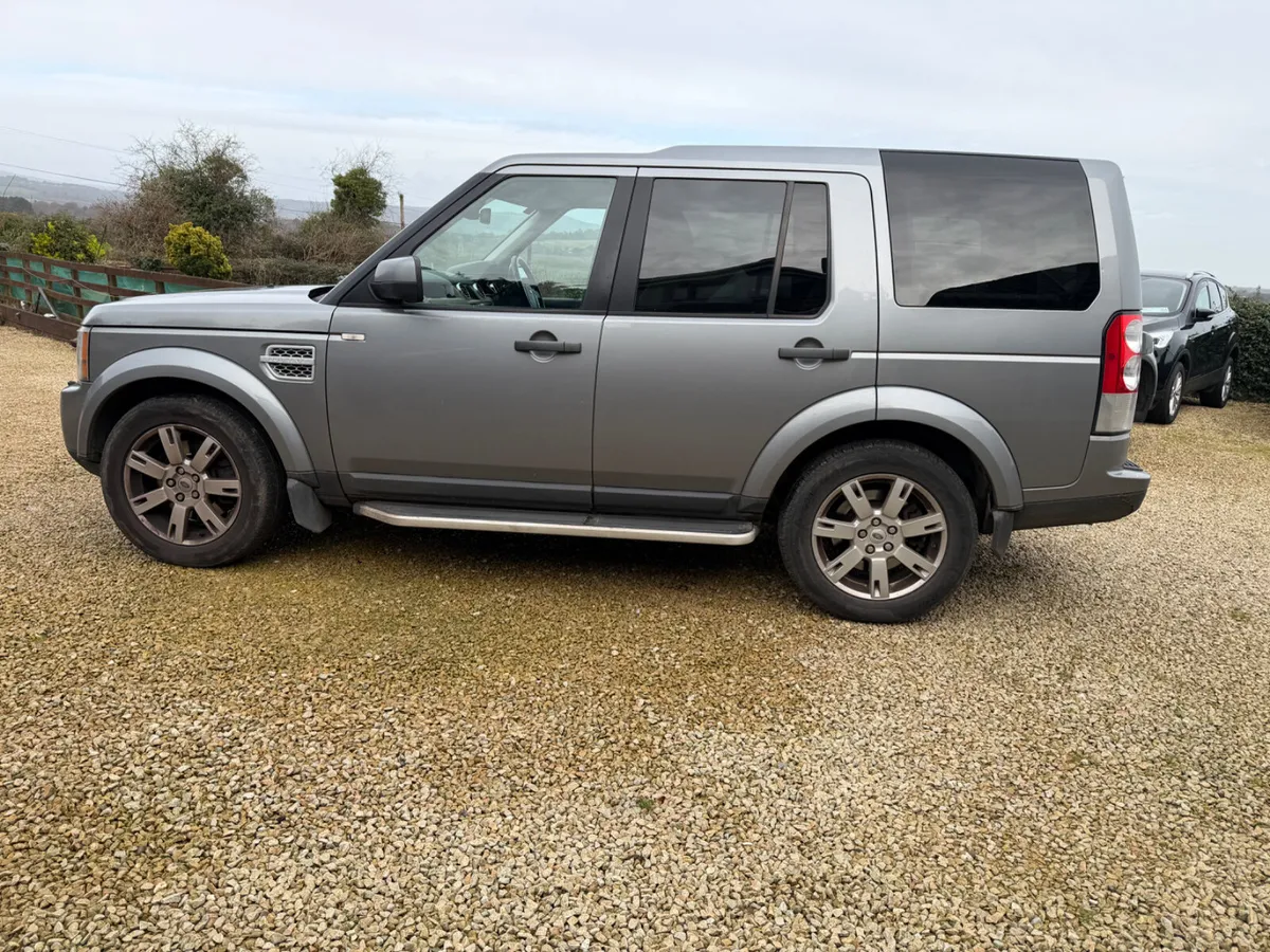 Land Rover Discovery 2012 3.0 D - Image 4