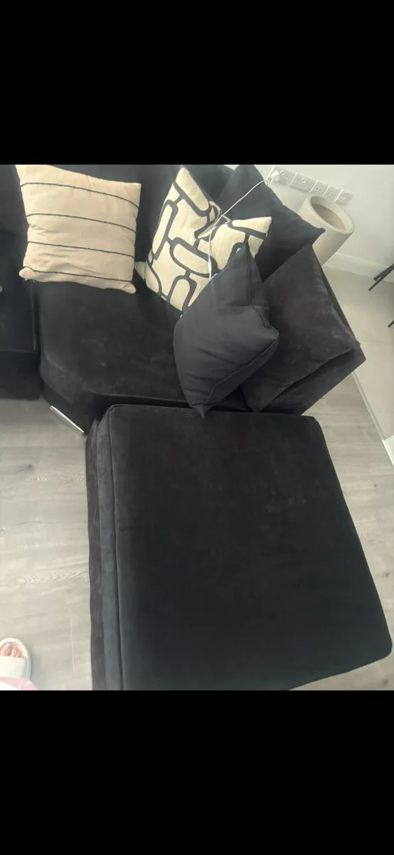 Sofa - Image 4