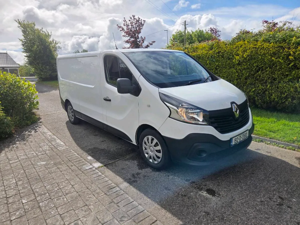 Renault traffic - Image 1