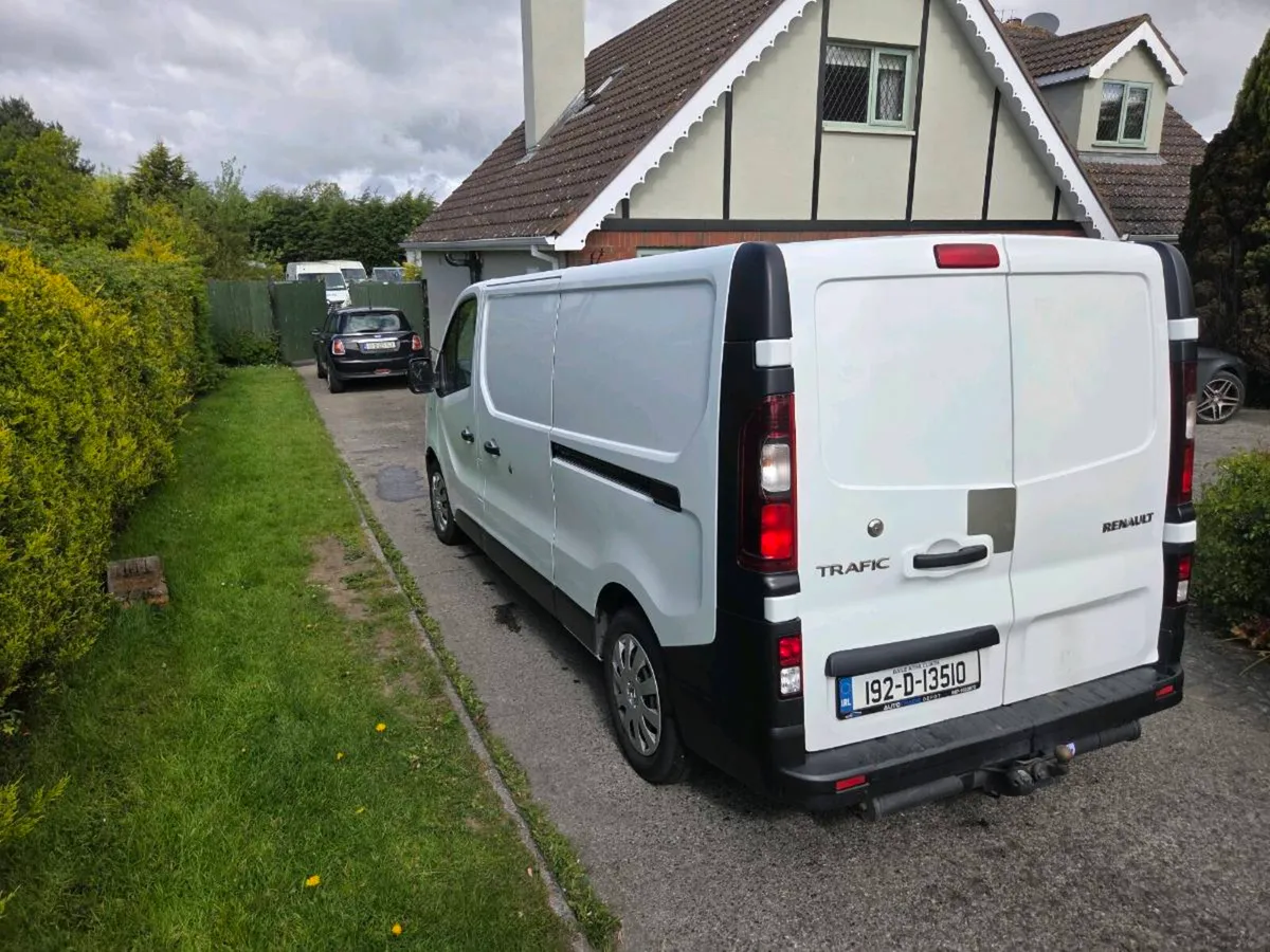 Renault traffic - Image 4
