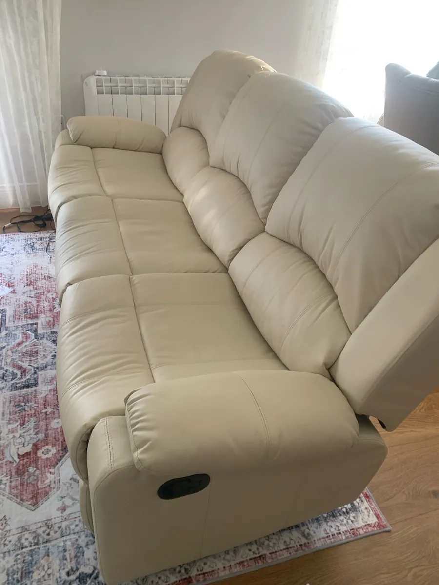 Sofa - Image 4