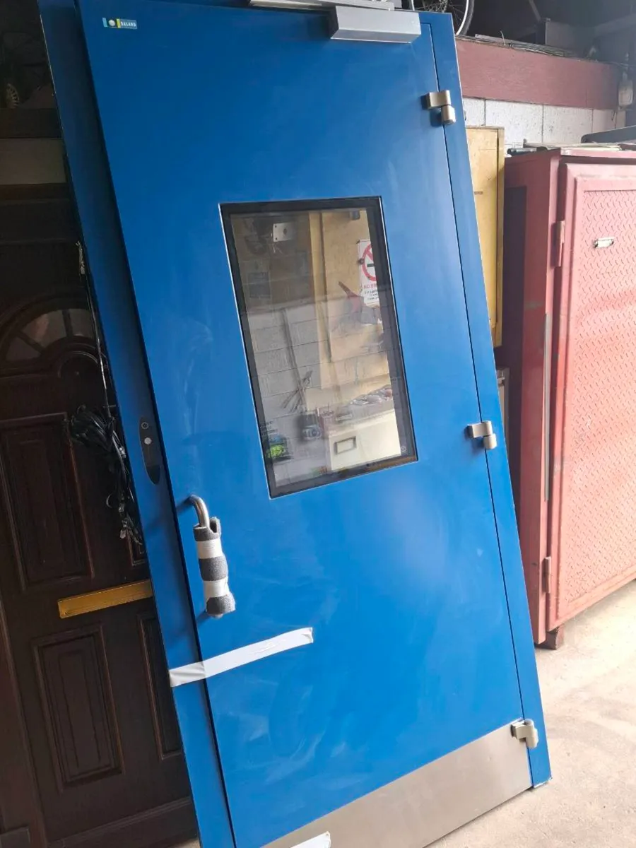 Pvc windows + doors + other items - Image 1
