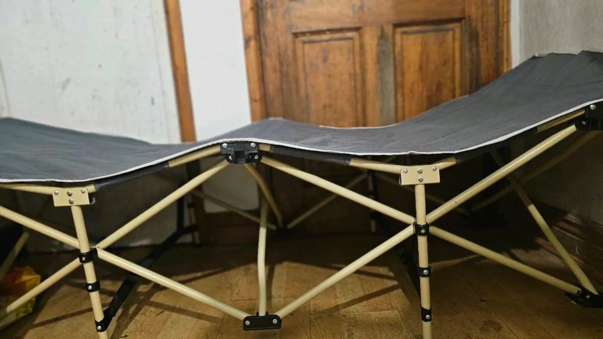Camping / Relaxing Beds andPortable Trekking Cot - Image 3