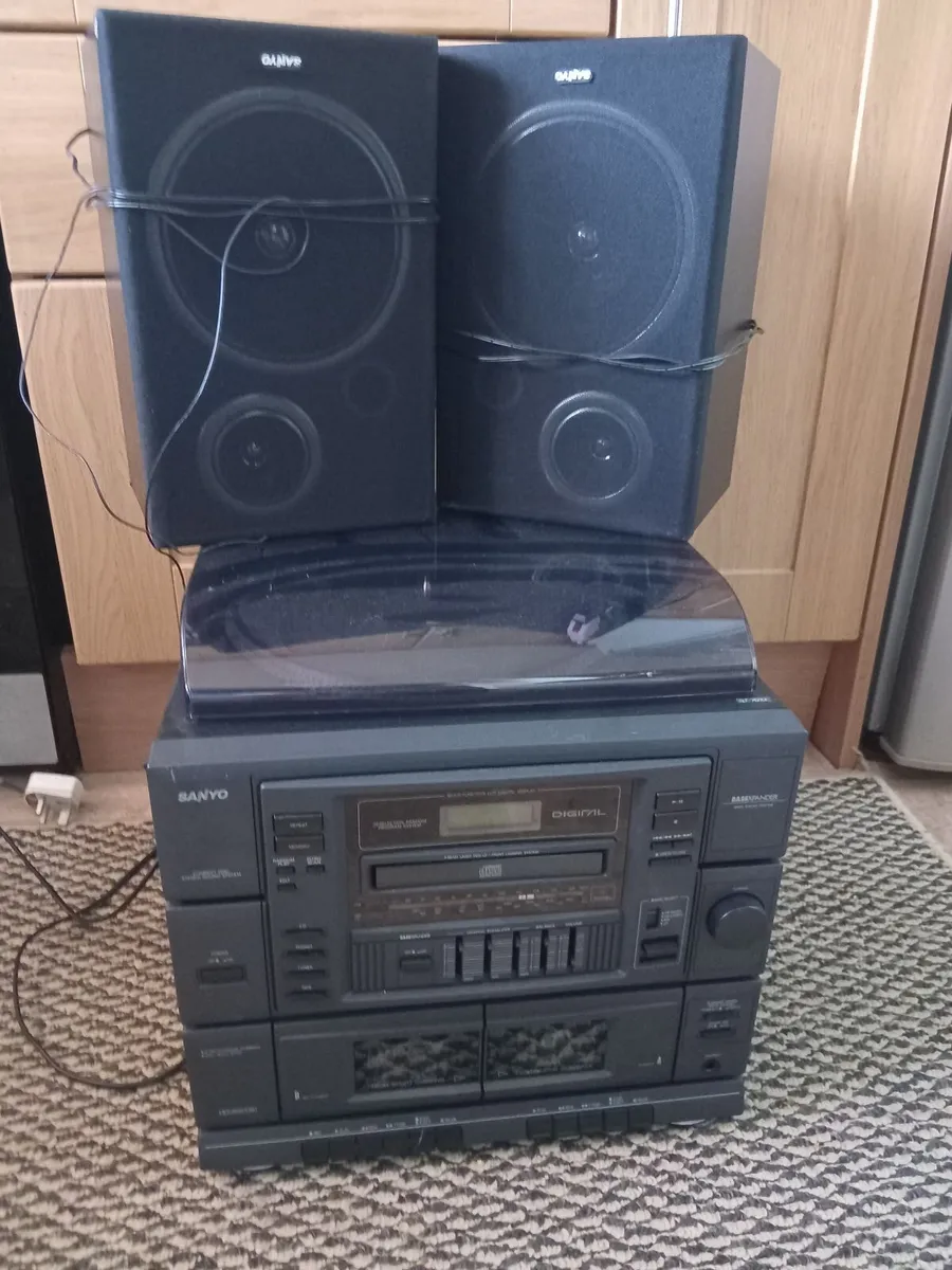 Stereo - Image 2