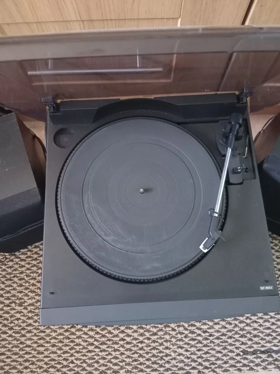 Stereo - Image 3