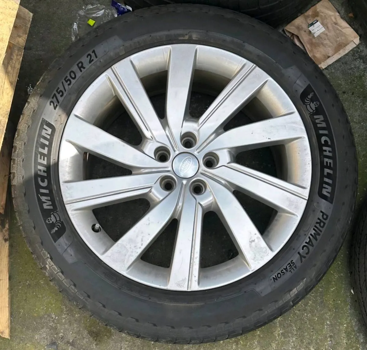 21" Range Rover Alloys - Genuine - V.Low Km - Image 4