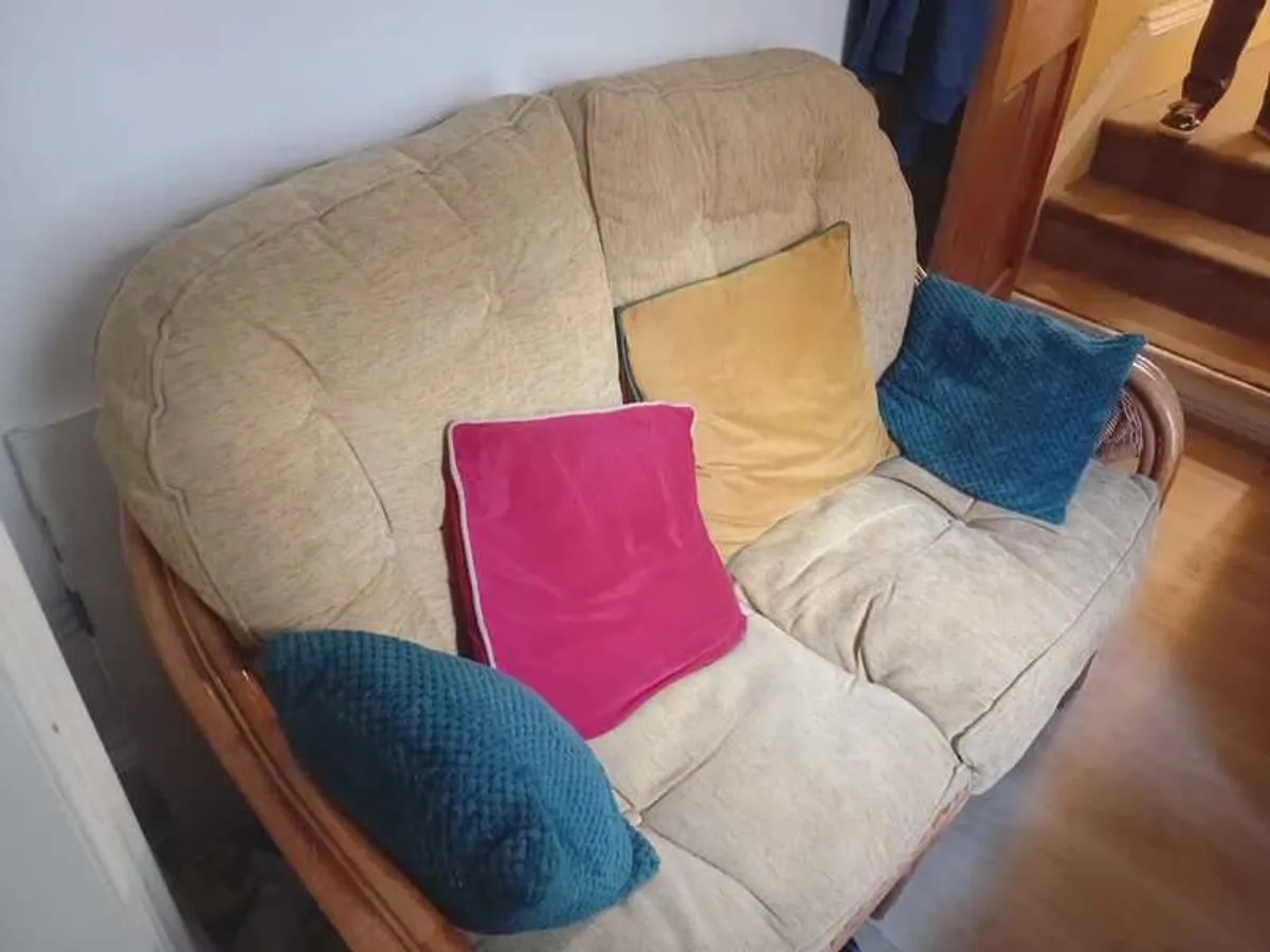 Livingroom items - Image 4