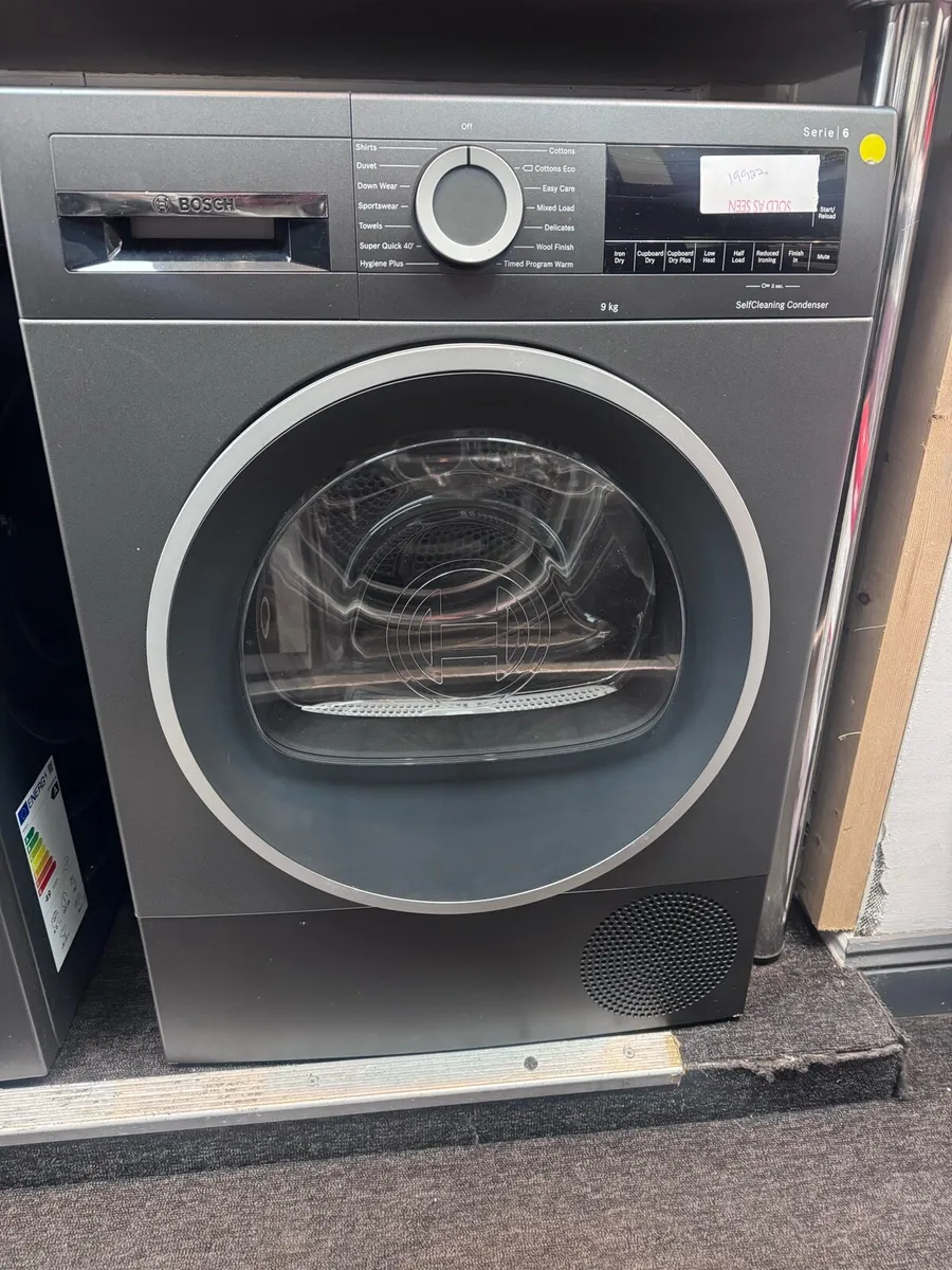 Bosch series 6 9kg heat pump dryer - Image 1