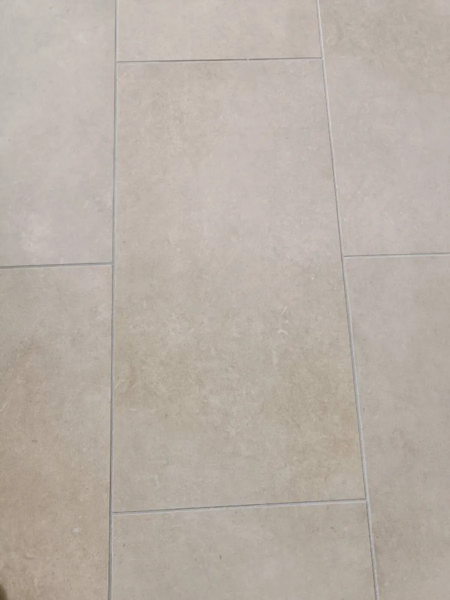 Porcelain tiles, slate cladding, adhesive+ grout - Image 3