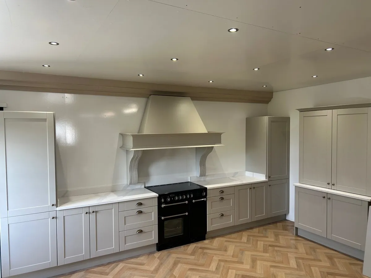 New ex display Kitchen - Image 4