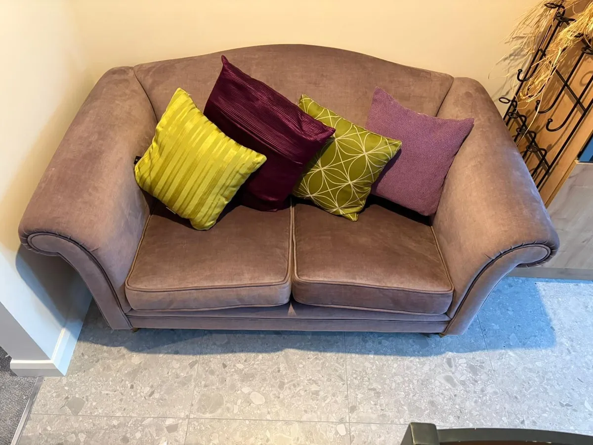 Sofa - Image 3
