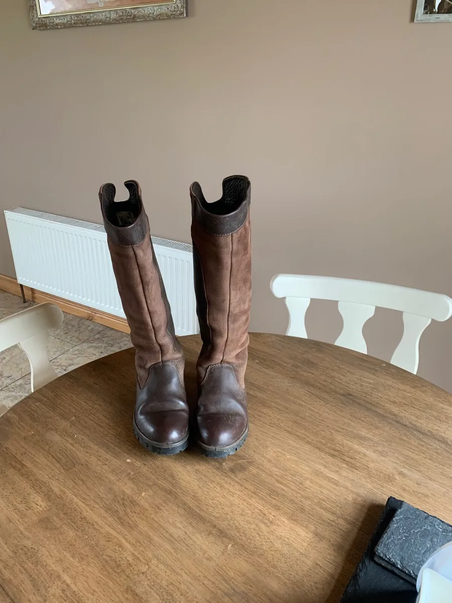 Dubarry boots size 39/ 6 - Image 1