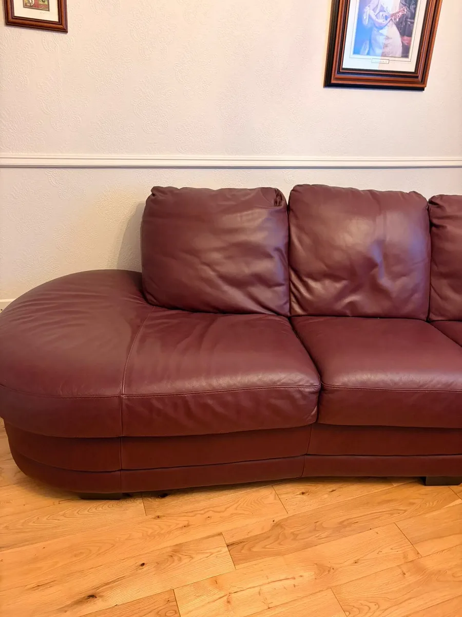 Natuzzi leather L-shape sofa - Image 3