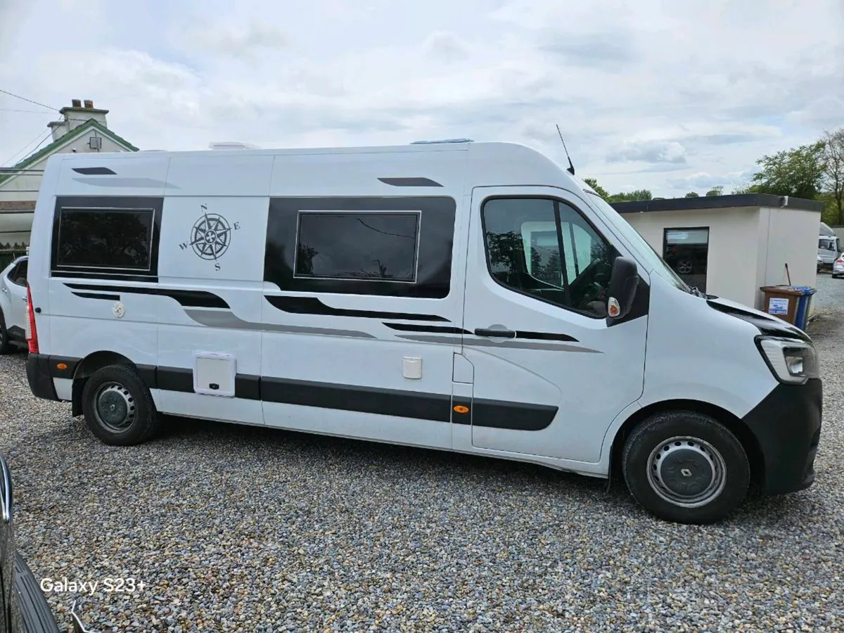 💥 2020 Renault Master 4 berth campervan 🔥 - Image 4
