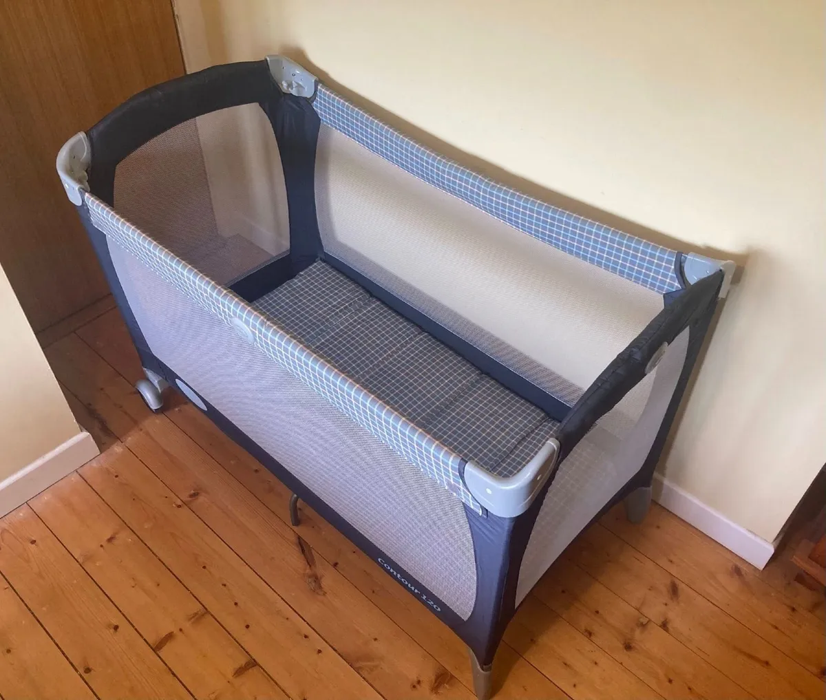 Graco Contour 120 Travel Cot / Playpen + Carry Bag - Image 4