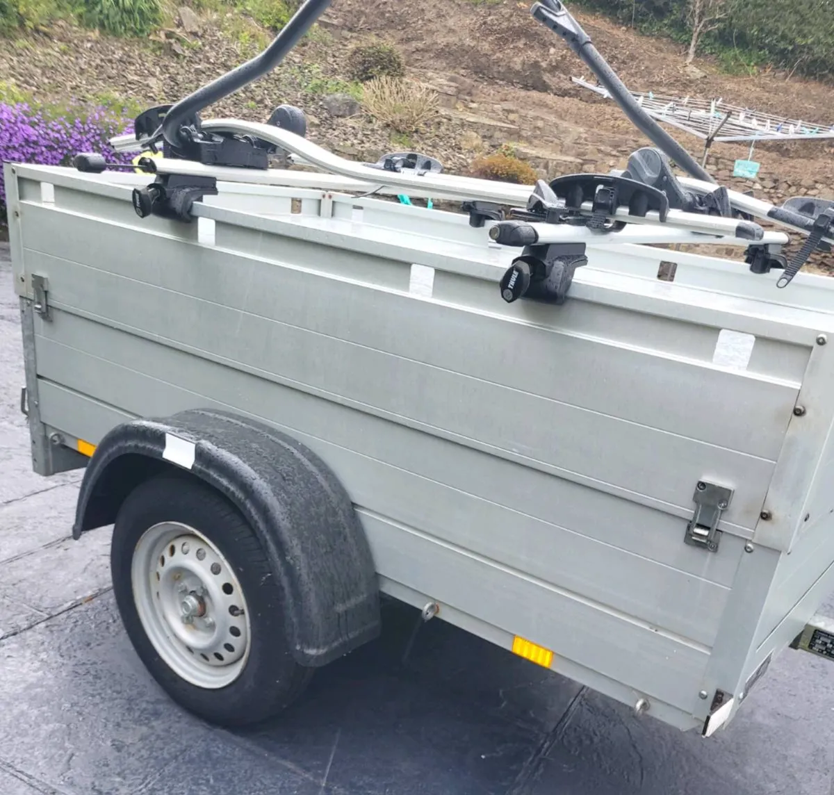 Camping trailer - Image 1