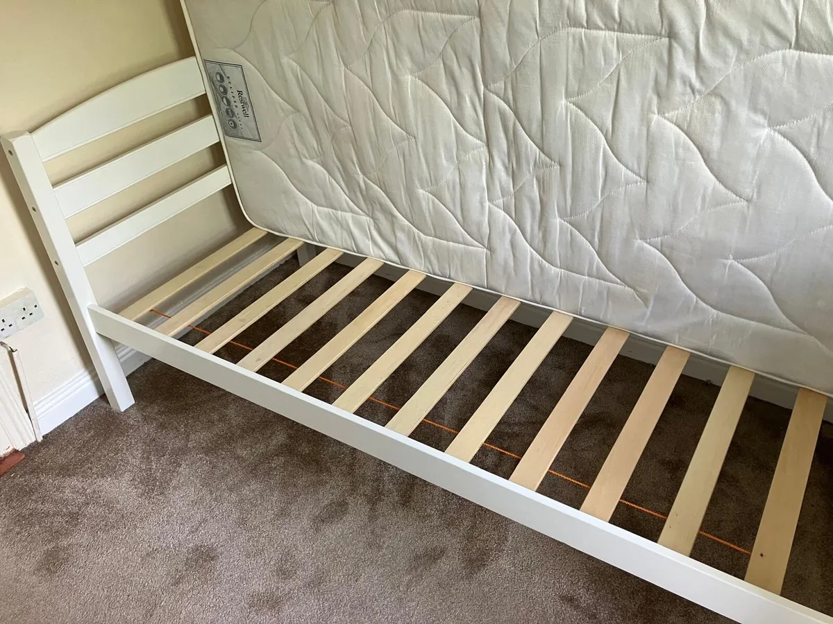 Bed - Image 2