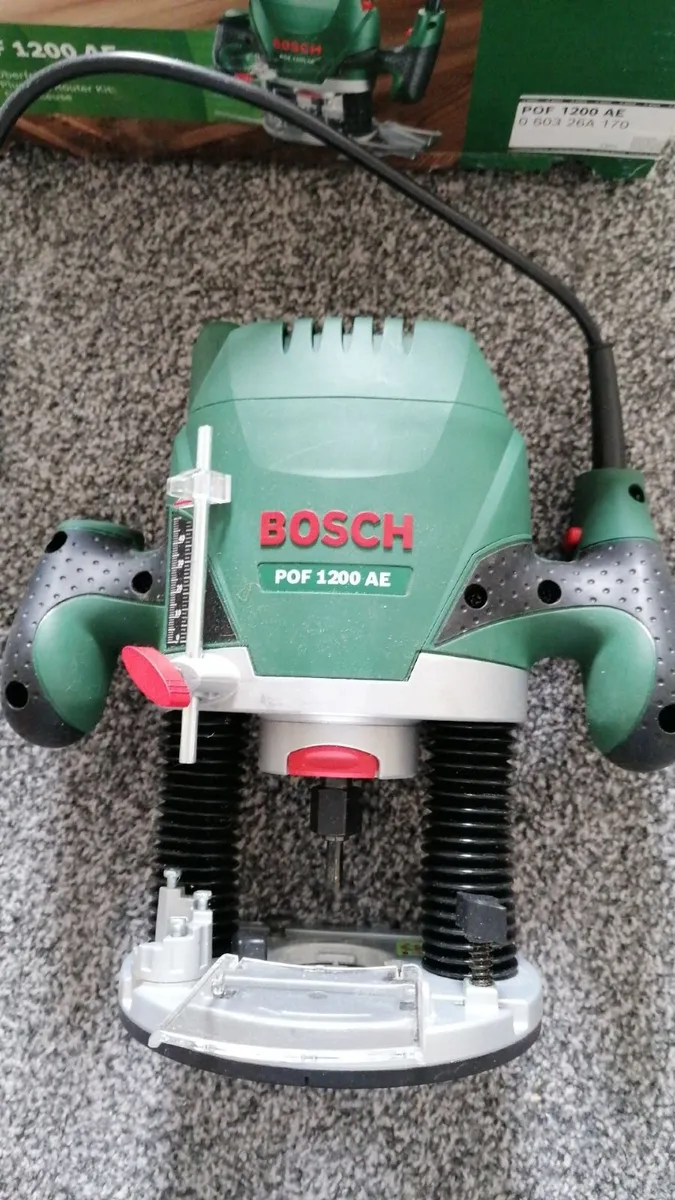 BOSCH POF 1200 AE Electric Router - Image 3