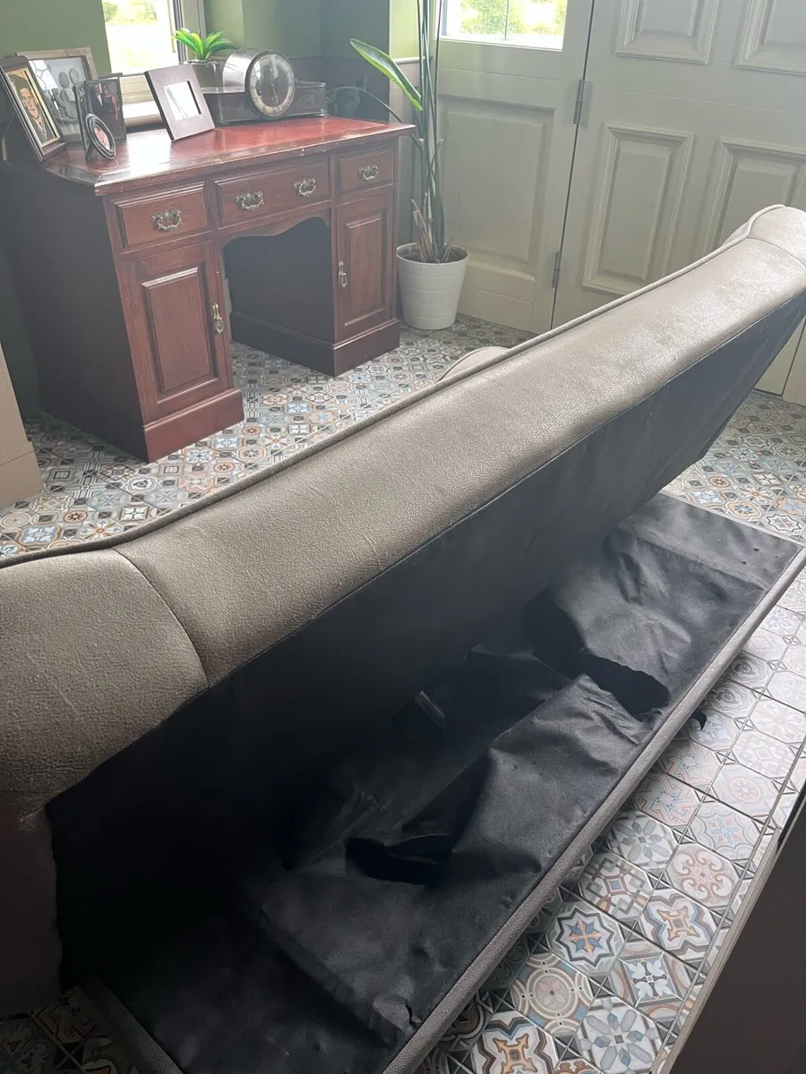 Day bed /Couch - Image 3