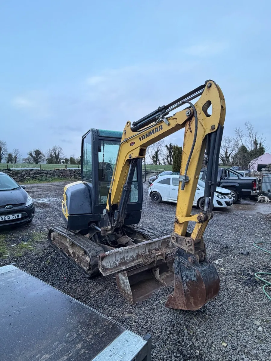 Yanmar sv26 mini digger - Image 4