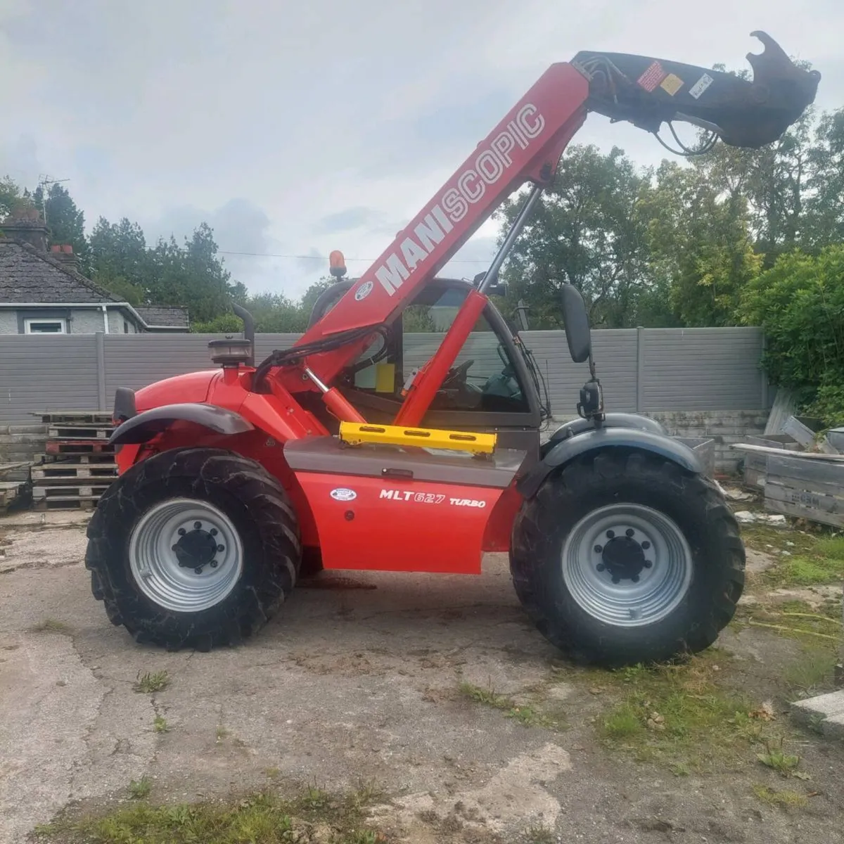 Manitou 627 - Image 1