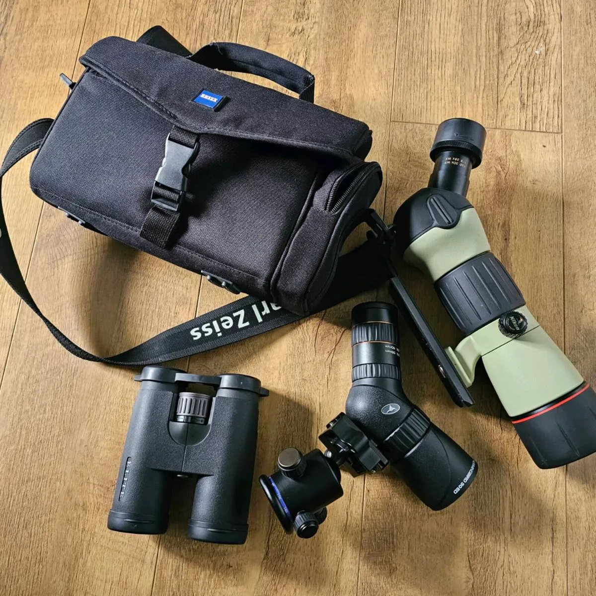 Binocular telescope - Image 1