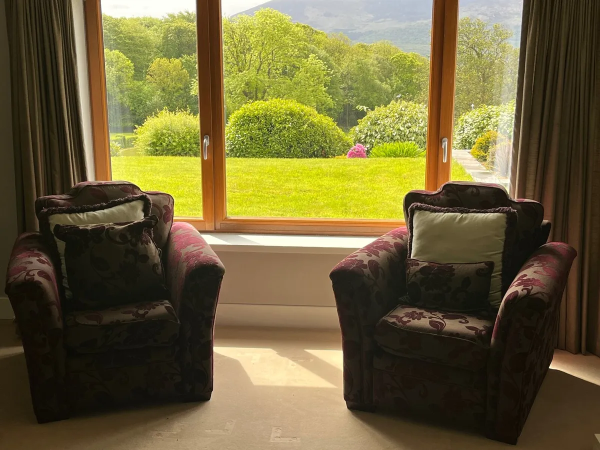 3 Piece suite - Image 3