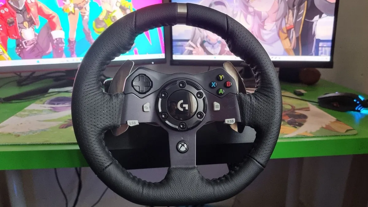 Logitech g920 wheel and pedals - Image 3