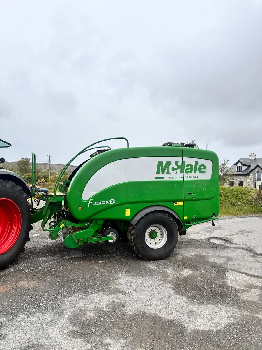 2015 Mchale fusion 3 - Image 2