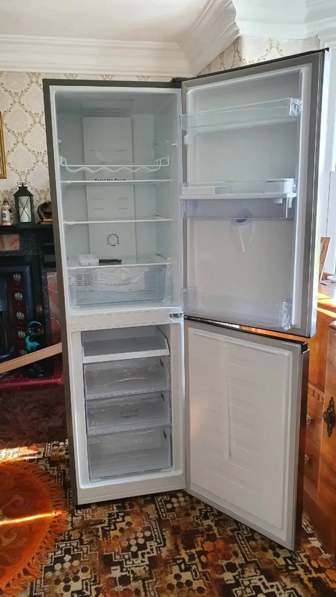 HISENSE  50/50 Fridge Freezer - Image 2