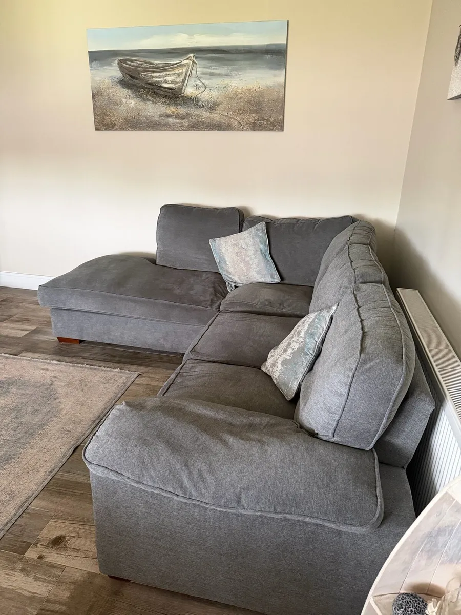 L Shaped couch and two seater - Image 2
