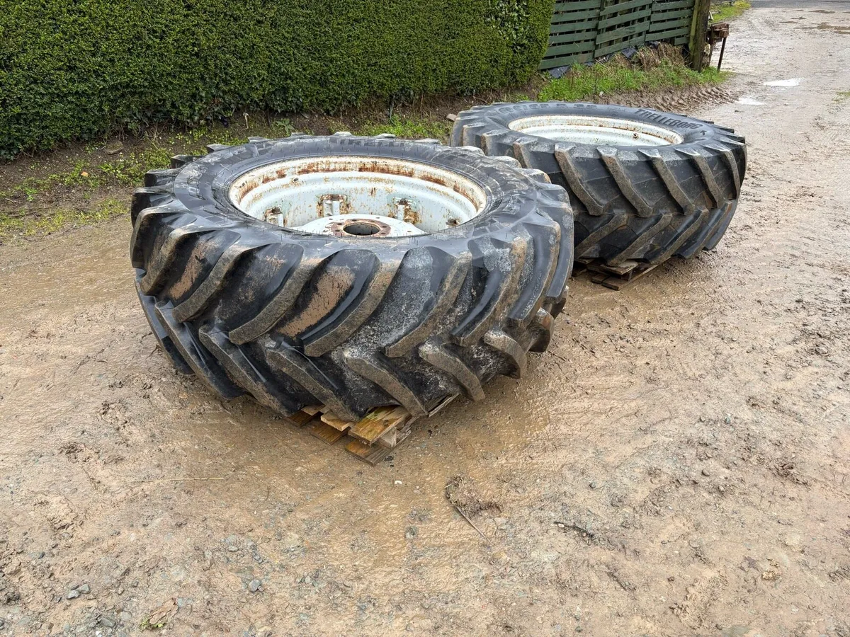 600/65R38 Wheels - Image 2