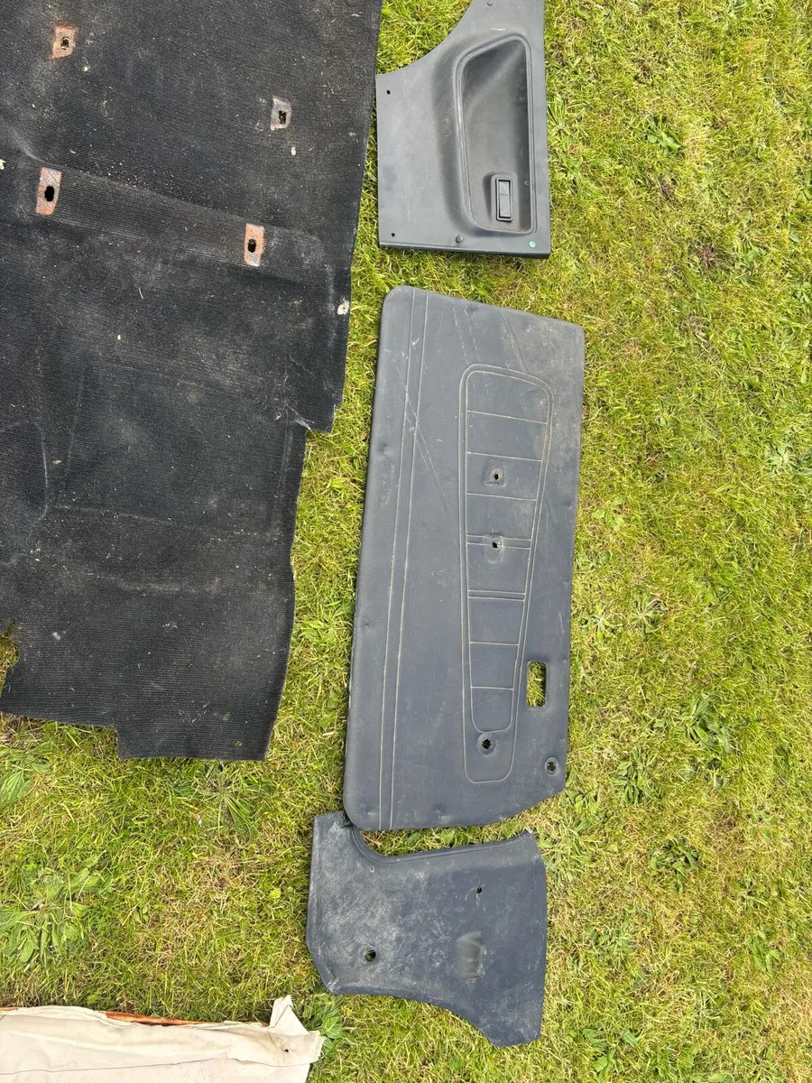 Mk2 Escort 2dr interior job lot - Image 3