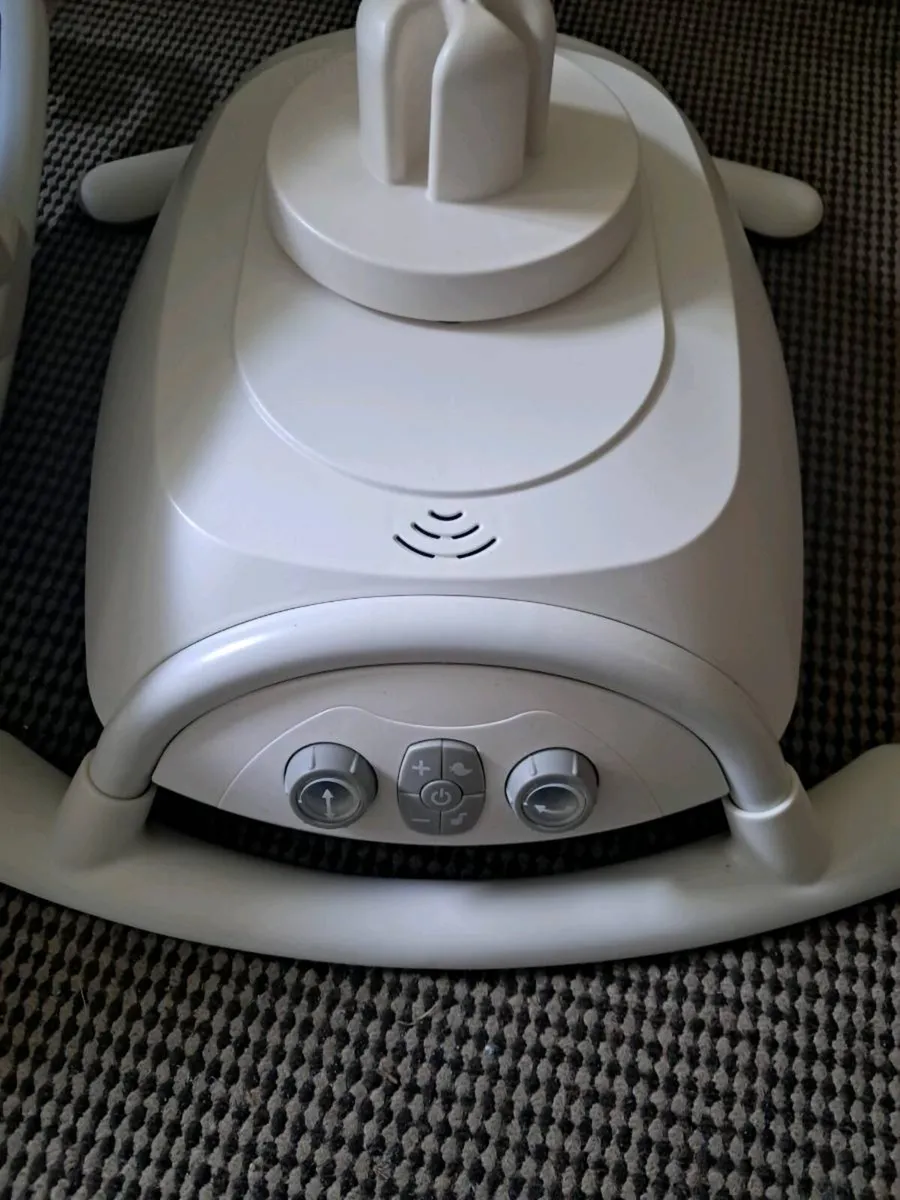 Joie sansa baby rocker - Image 2