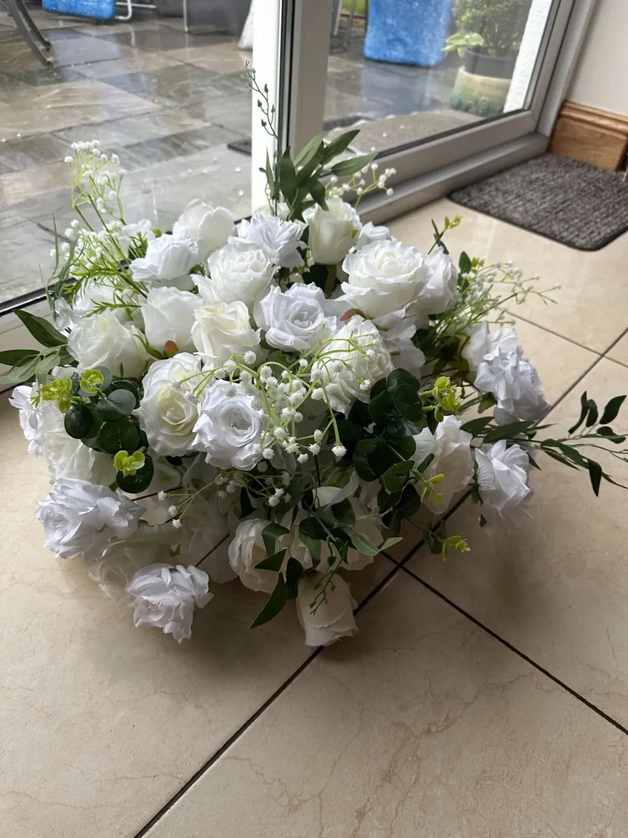 Elegant Artificial Wedding Flowers Centrepieces - Image 4