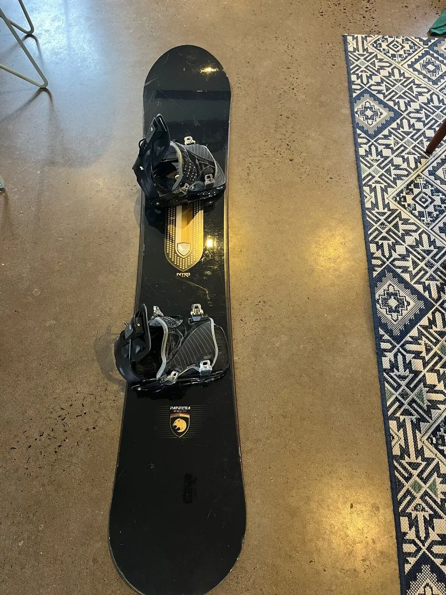 Snowboard - Image 1